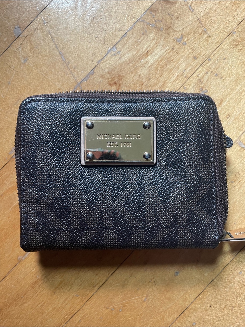 Michael Kors Brown Textured Zip Card Holder with Gold Plaque
